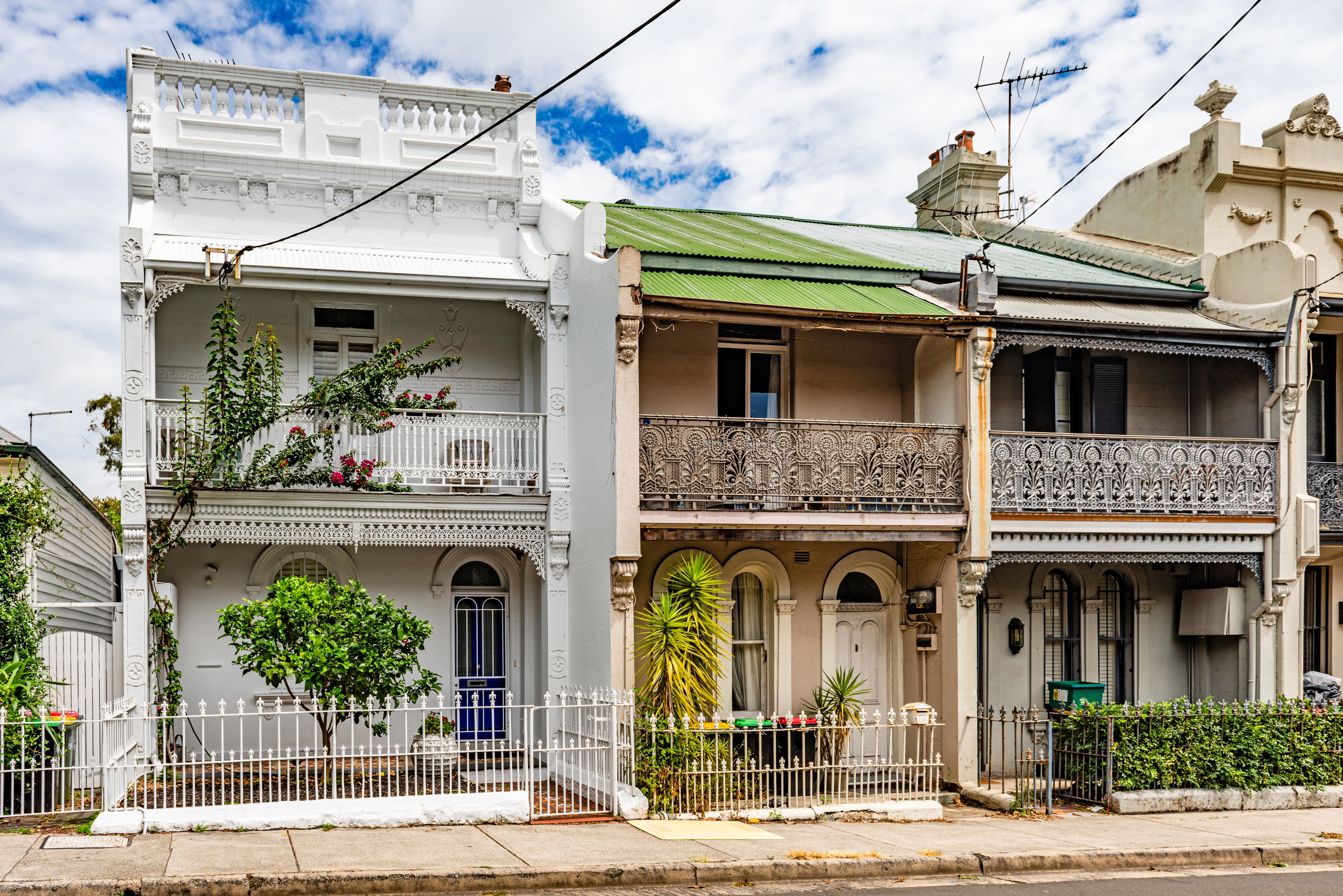 shutterstock_2463292467 Historic Victorian terraced houses in Paddington, a district of Sydney, Australia